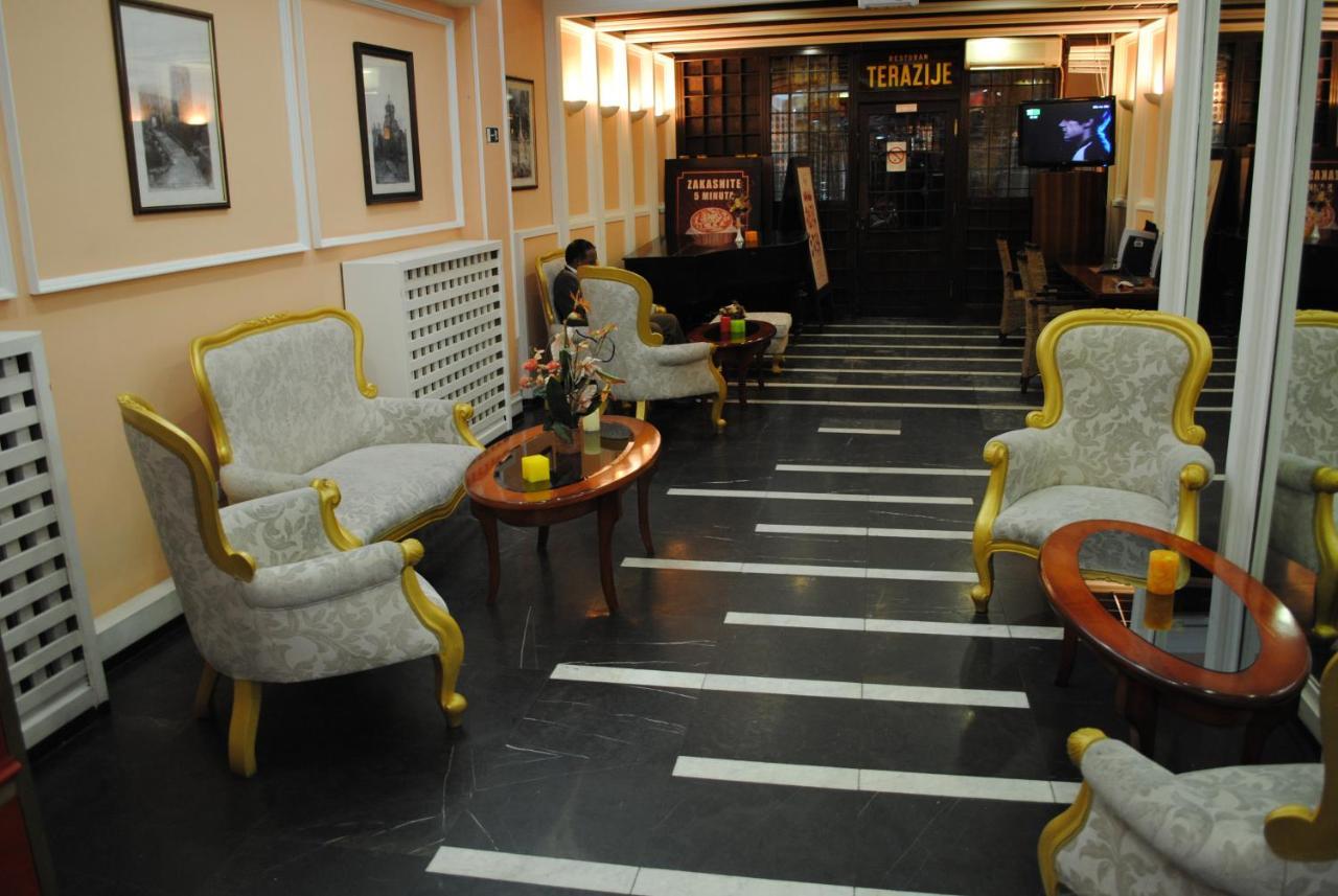 Hotel Kasina Belgrad Exterior foto